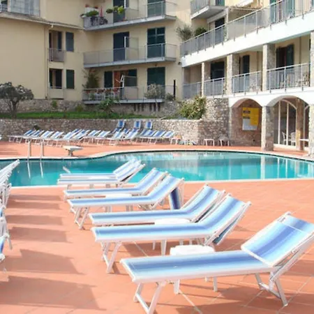 Royal Sporting Hotel