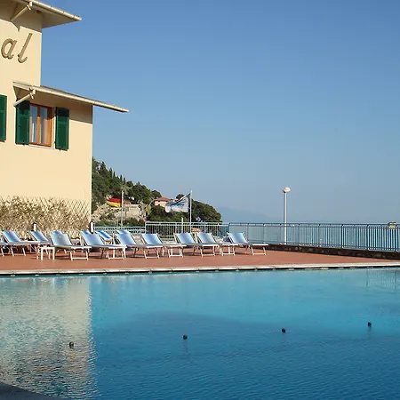 Royal Sporting Hotel